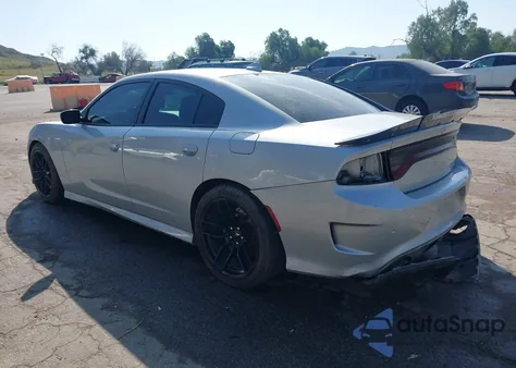 2019 Dodge Charger Scat Pack Rwd z USA, uszkodzony, nr VIN 2C3CDXGJ4KH565699